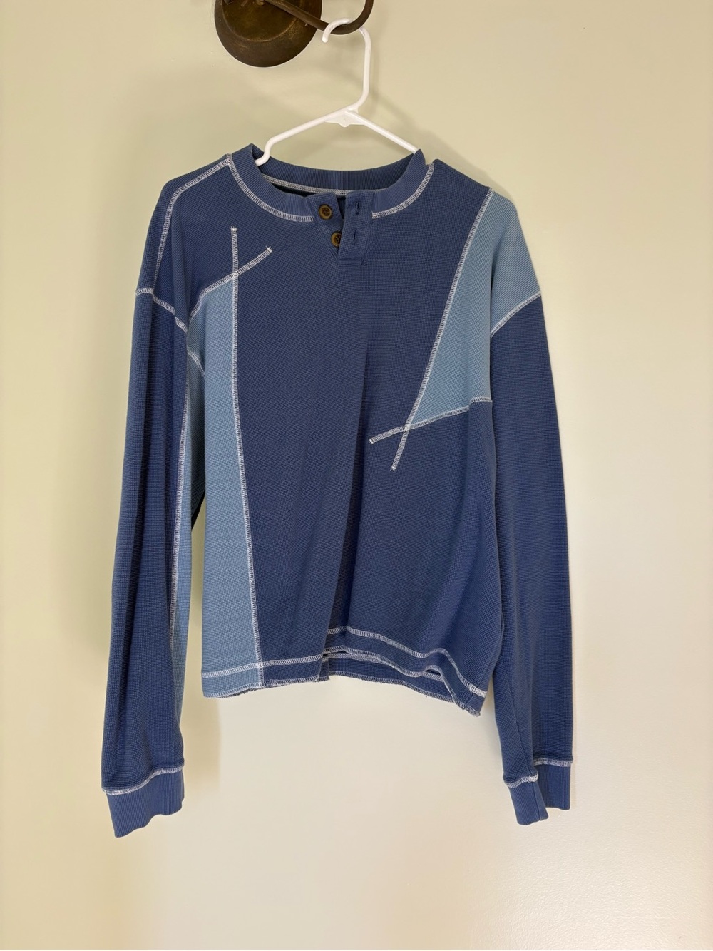 Urban Outfitters Men's large Two-Tone Blue Long-Sleeve Henley Sweater